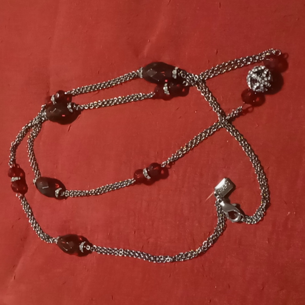 CHAP'S Blackened chain red Rhinestone beads long necklace 32 in.